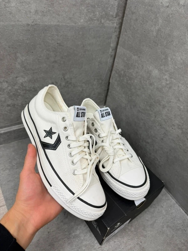 Converse Star Player 76 OX Vintage White
