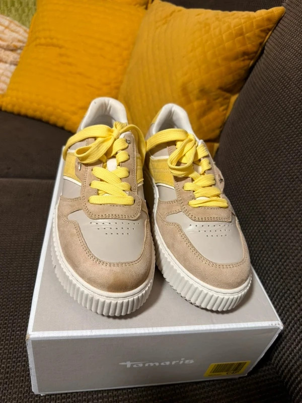 Tamaris Suede Platform Sneakers Beige Yellow